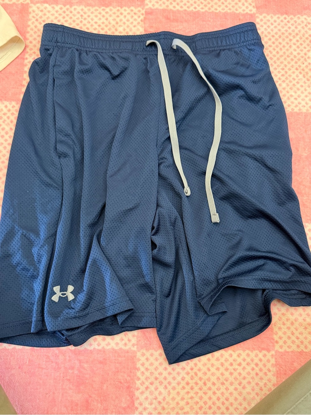 Under Armour Men's  Mesh Athletic Shorts bundle